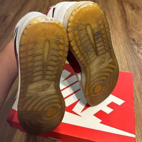 NIKE air jordan 1 retro carmine mid top shoes sneakers size 4.5Y - Picture 5 of 7